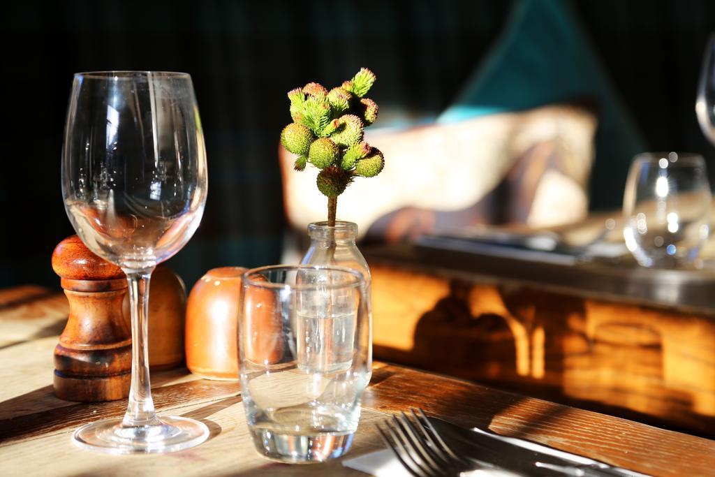 The King'S Head Hotel Уинчестър Екстериор снимка